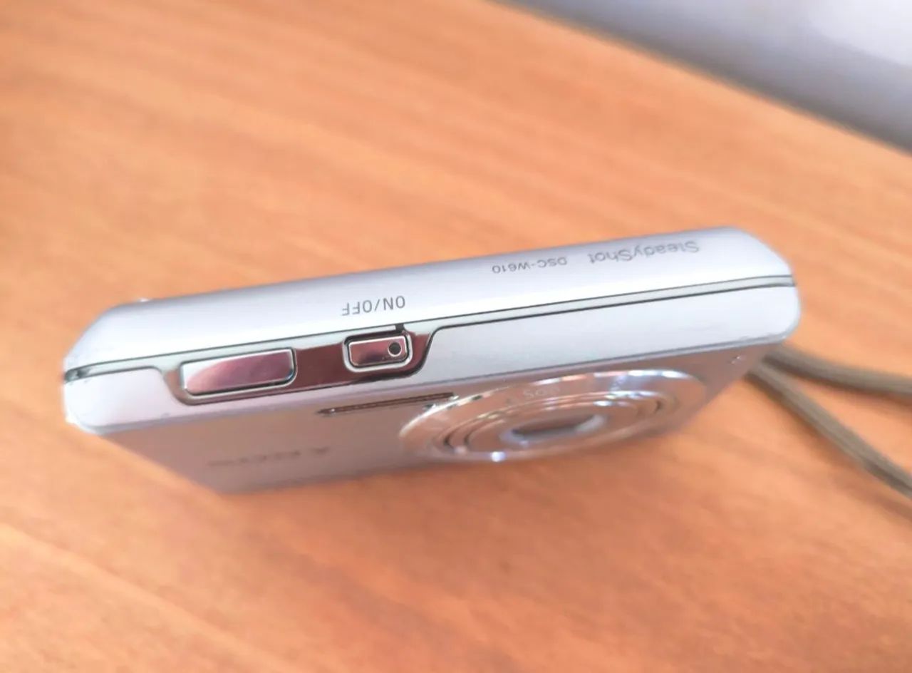 Câmera Sony Cybershot 14.1MP w610 - (Em perfeito estado) - Foto 3