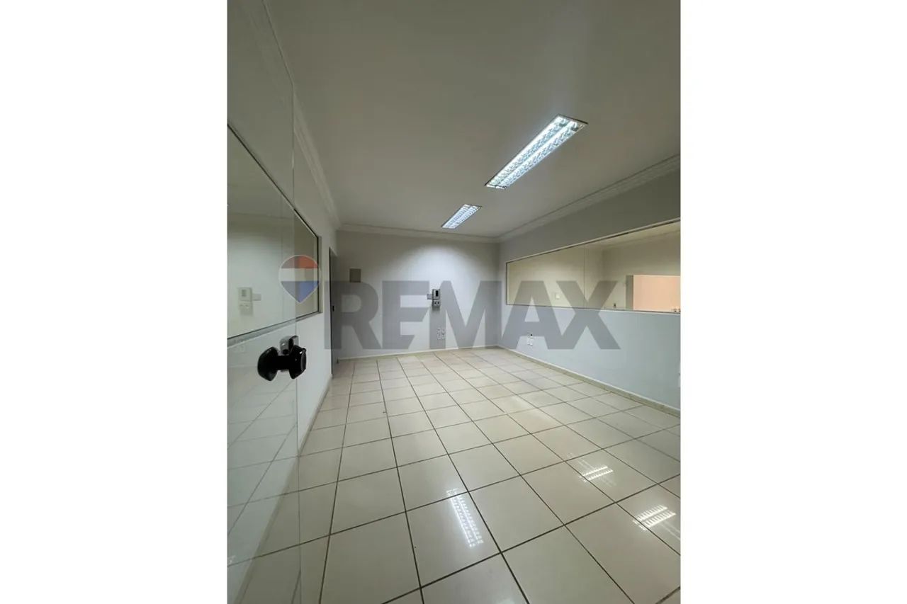 "Oportunidade: Imóvel Comercial em Uberaba" - Foto 5