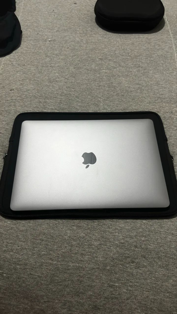 MacBook Pro M2 シルバー 箱無し MacBook Pro シルバー 箱のみ本体なし - メルカリ