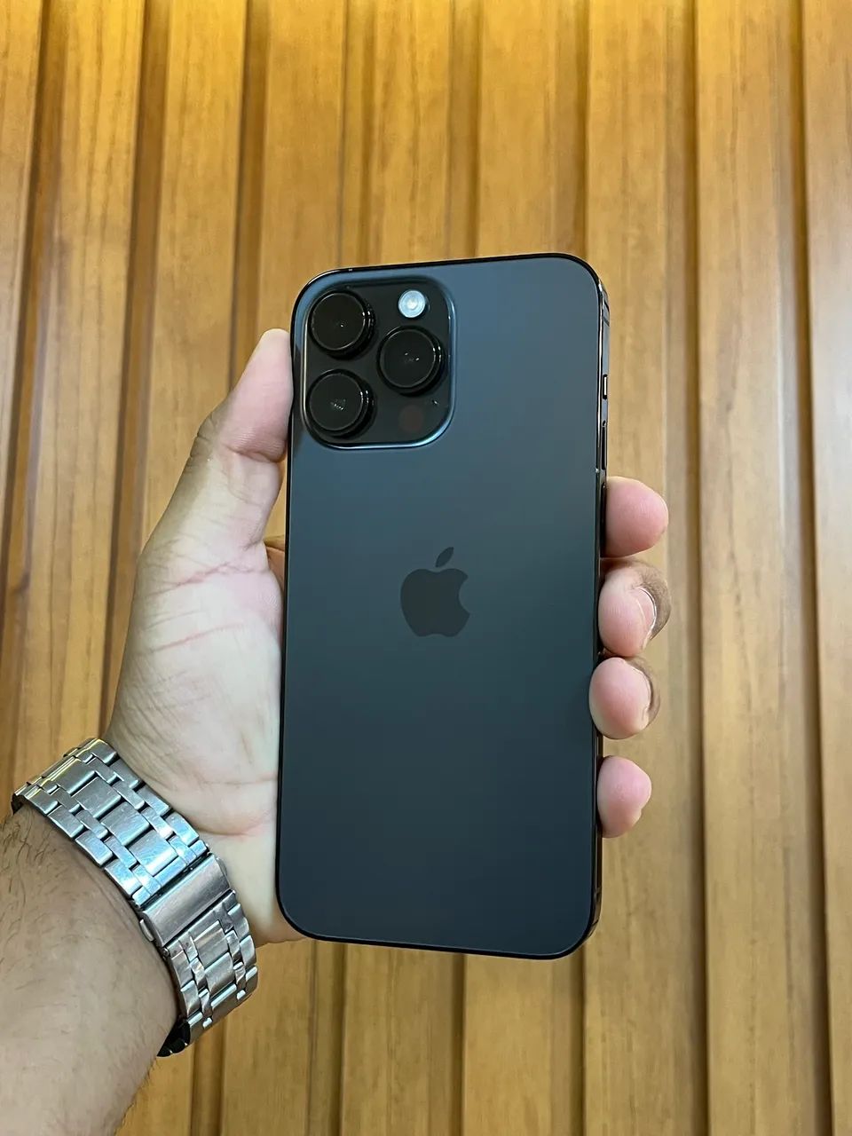 iPhone 14 Pro Max - 256GB Preto Titanium - Celulares e Smartphones