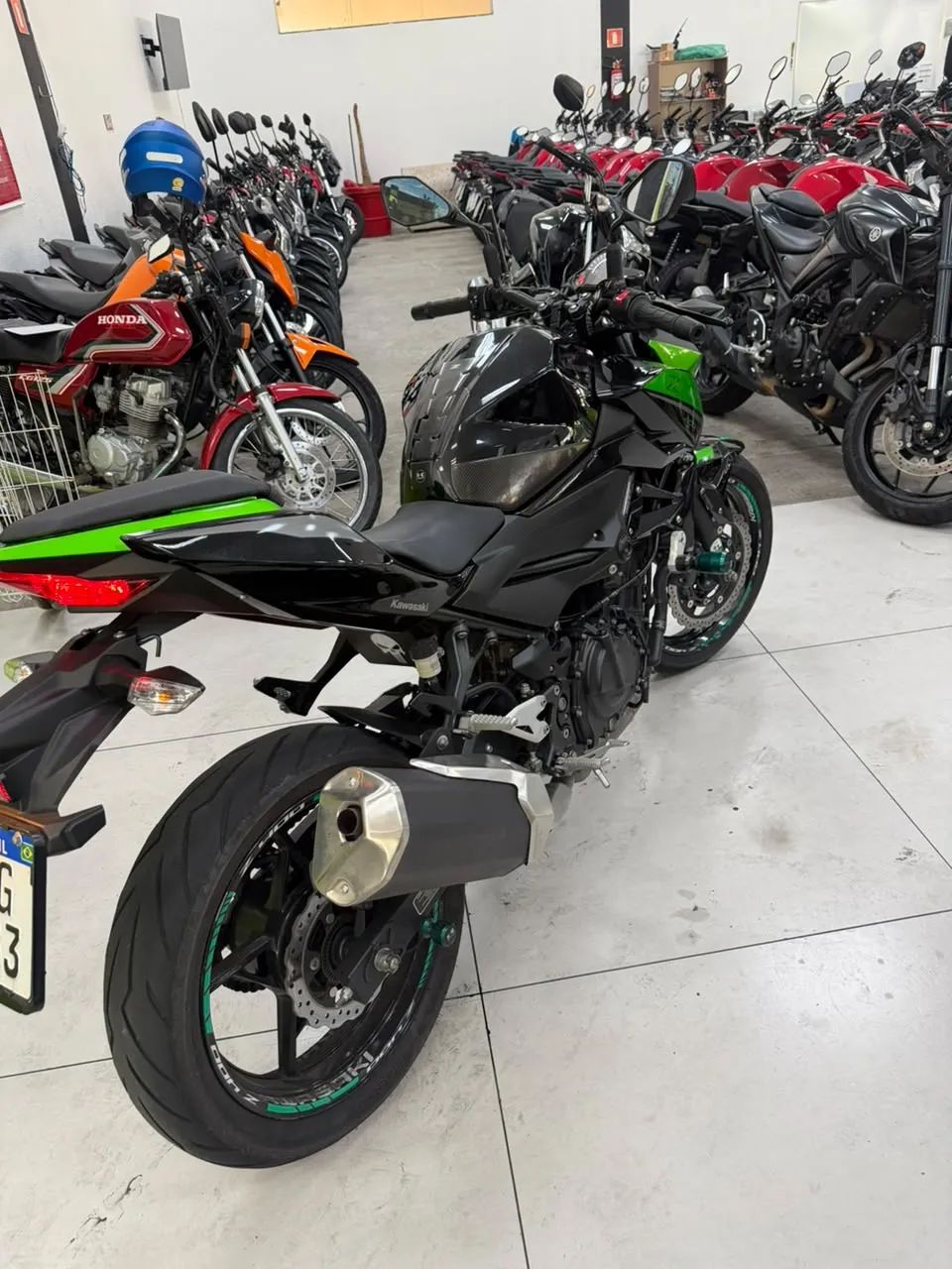 KAWASAKI Z400 - Foto 4