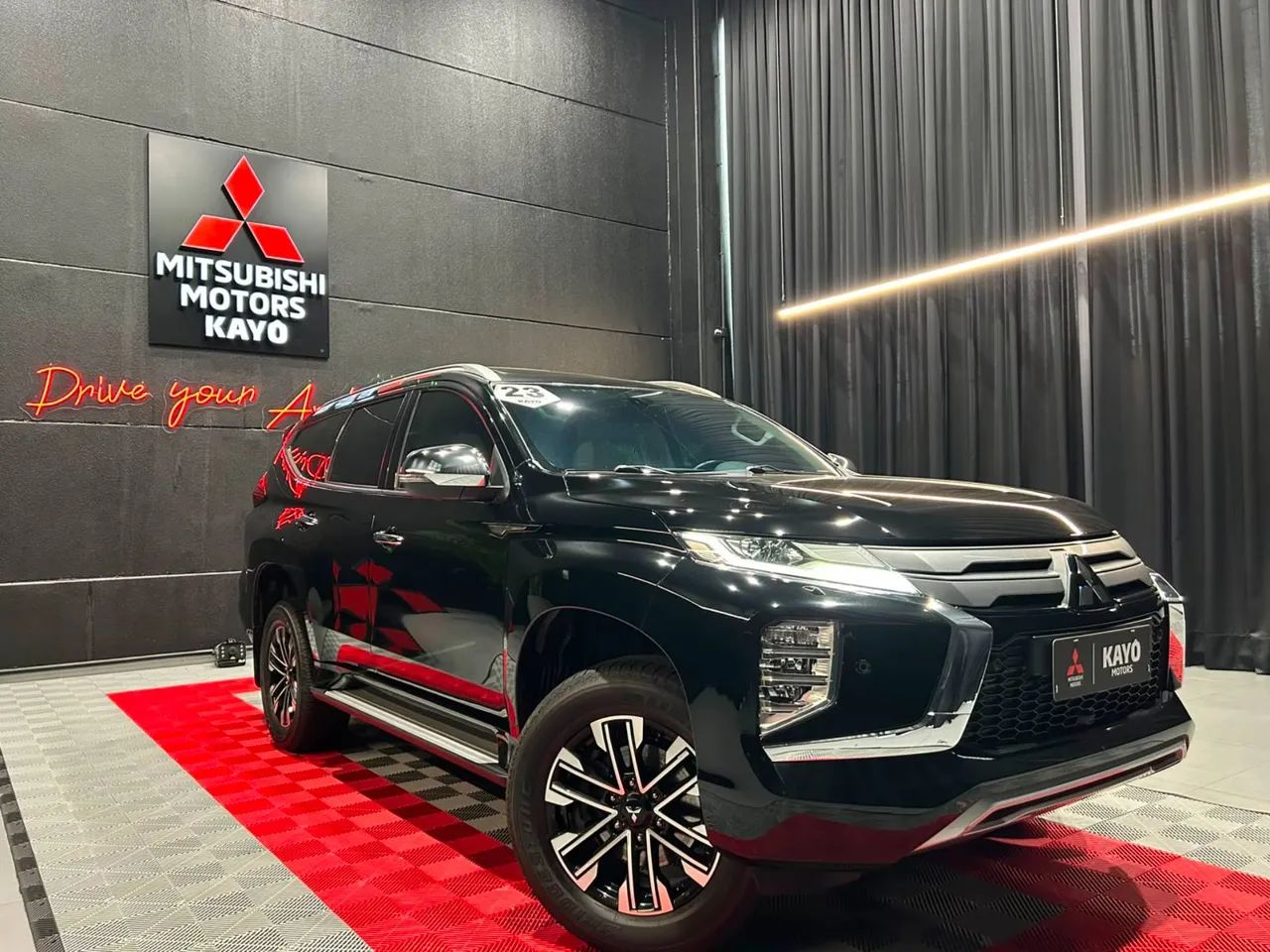 Mitsubishi Pajero 2023
