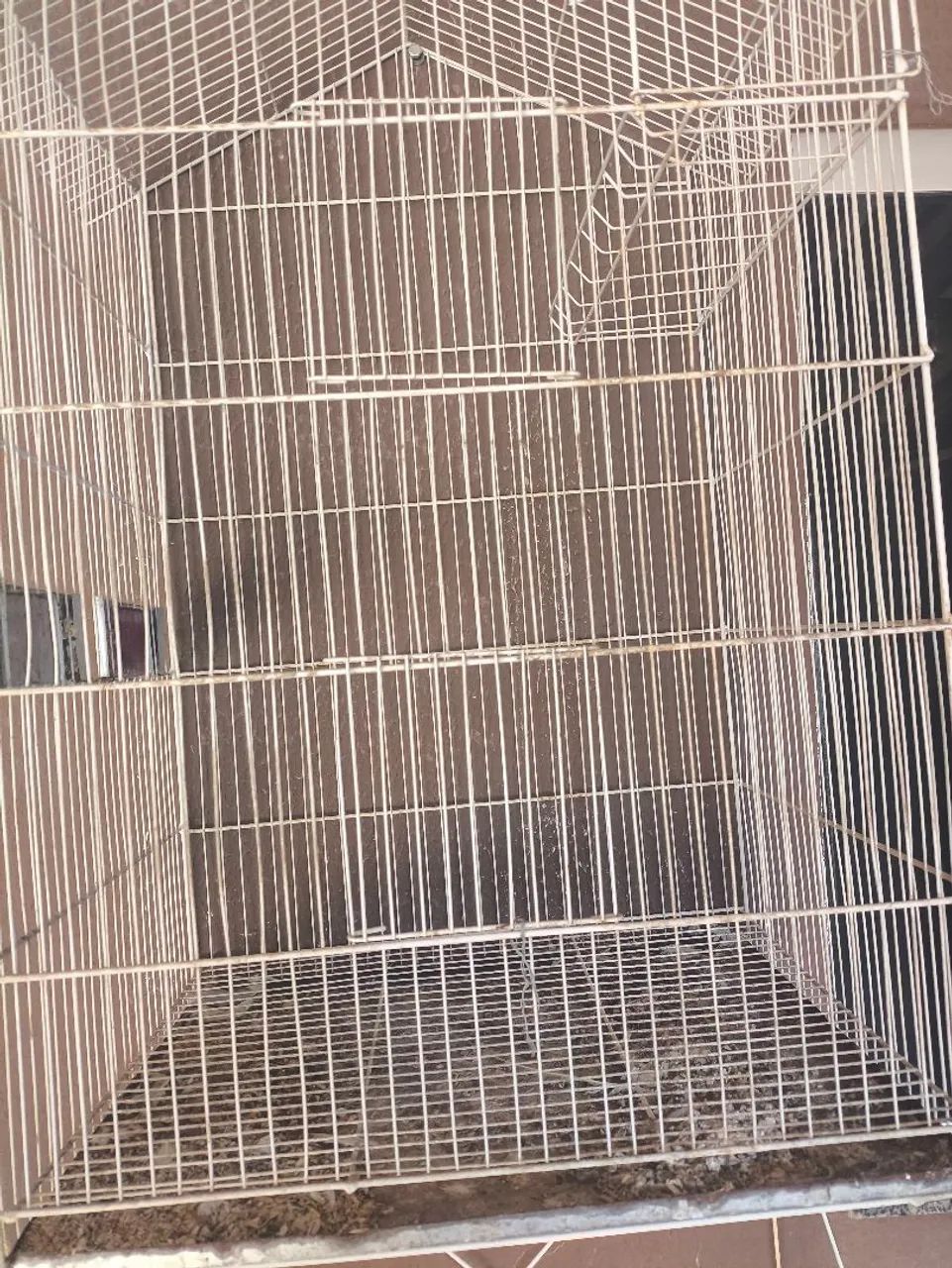 Vendo gaiola grande semi nova 300 reais  - Foto 3