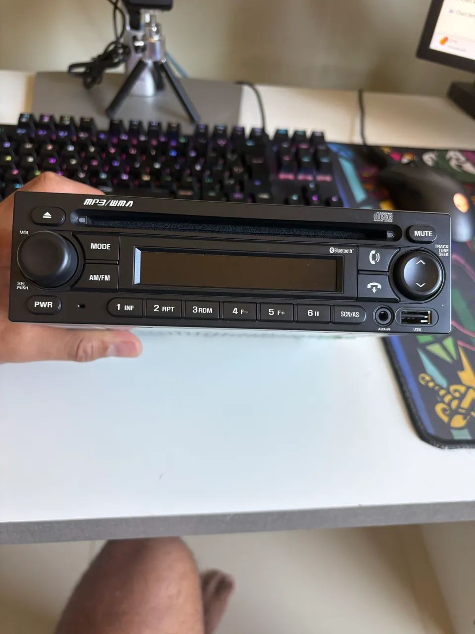Rádio Clarion Jimny 