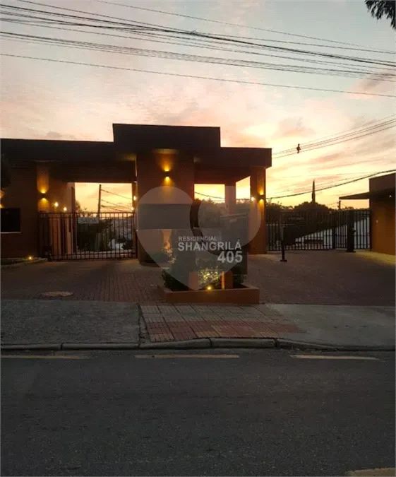 Terreno em condomínio bem localizado