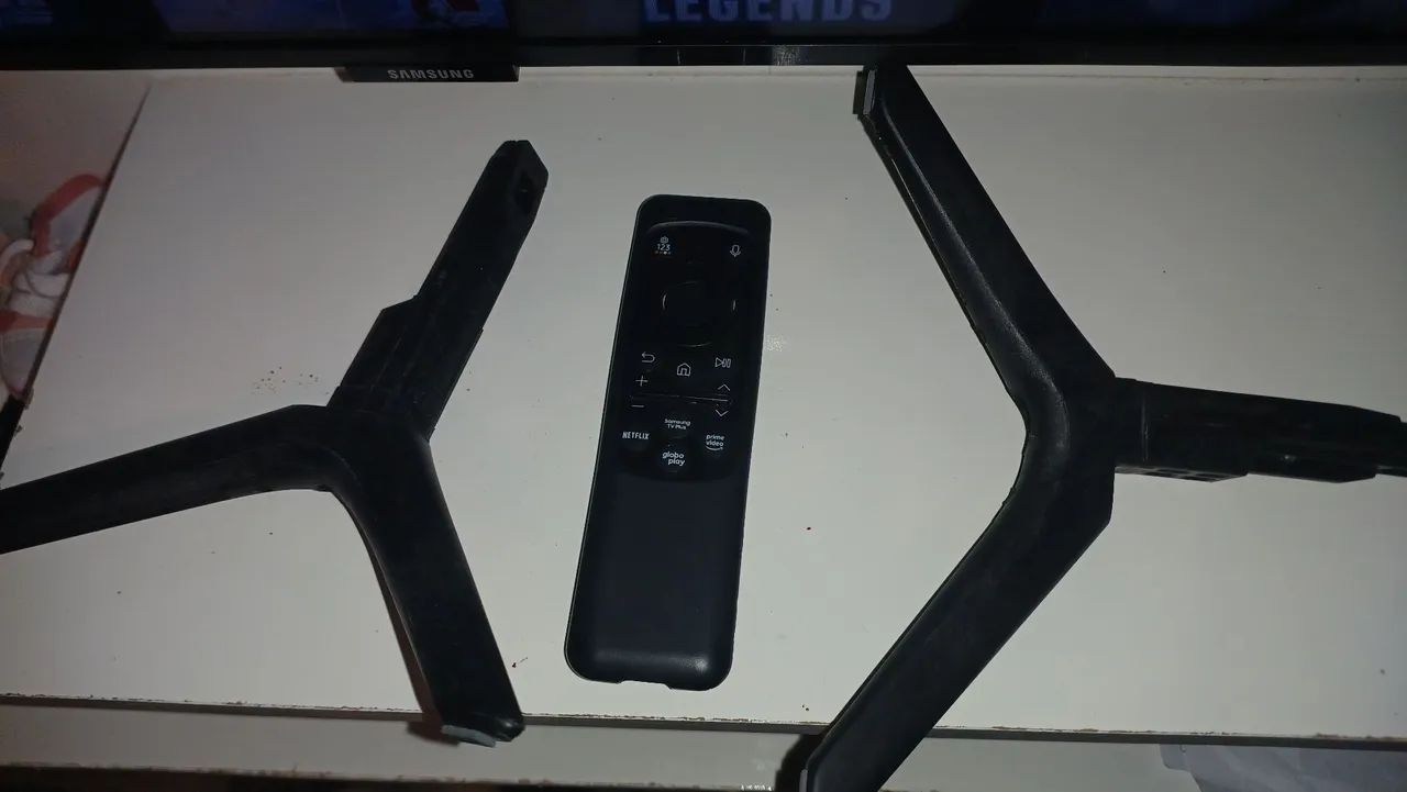 Smart TV Samsung 4K UHD Oled modo para jogos 43 Polegadas 3HDMI 1USB Bivolt -<br><br>Preto - Foto 2