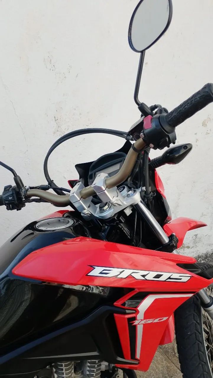 Bros 2024 - Foto 2