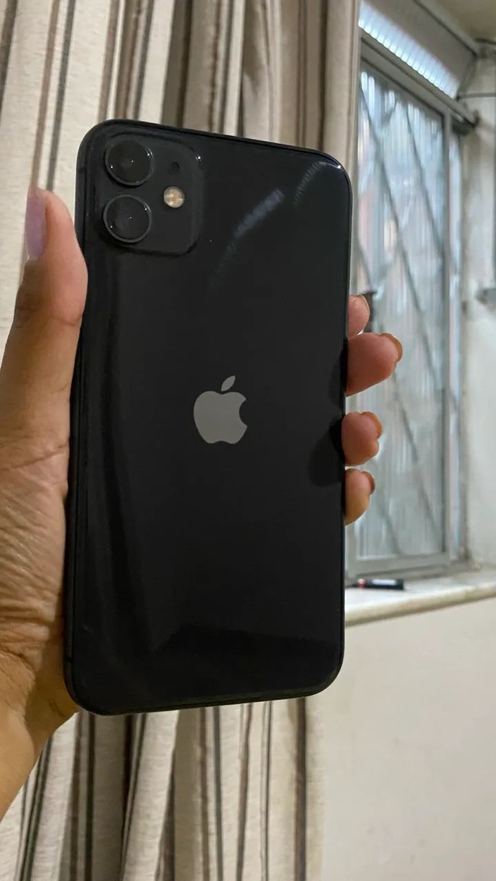 IPHONE 11 preto  - Foto 3