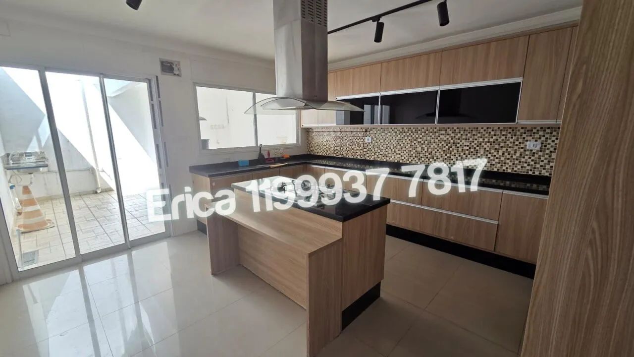 Casa 2 quartos,3 vagas Vila Gomes - FL35