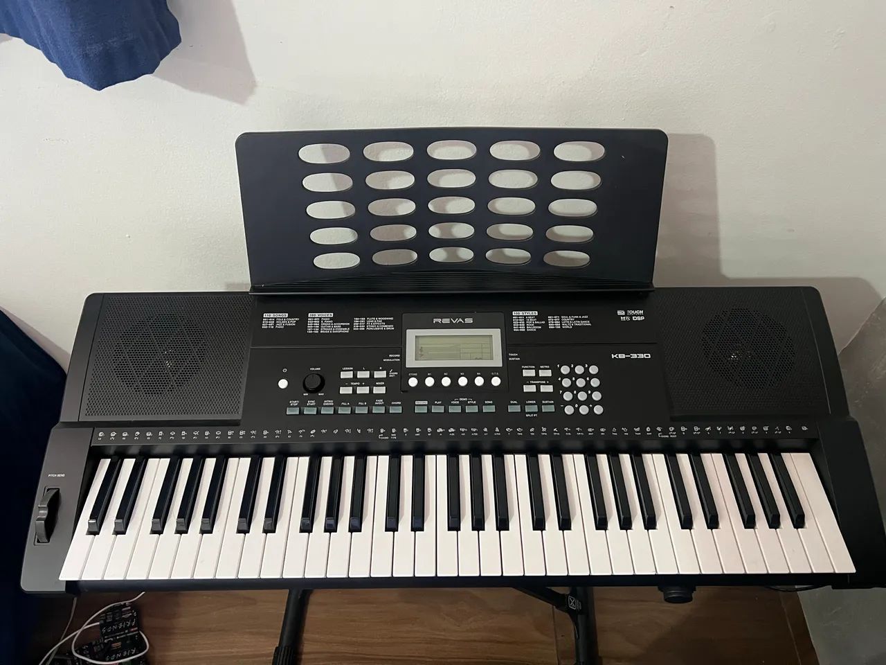 Vendo teclado Revas KB330 - Foto 3