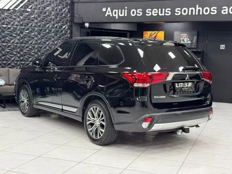 Mitsubishi Outlander 2.0 16V 160cv Aut. 2016 - Foto 4