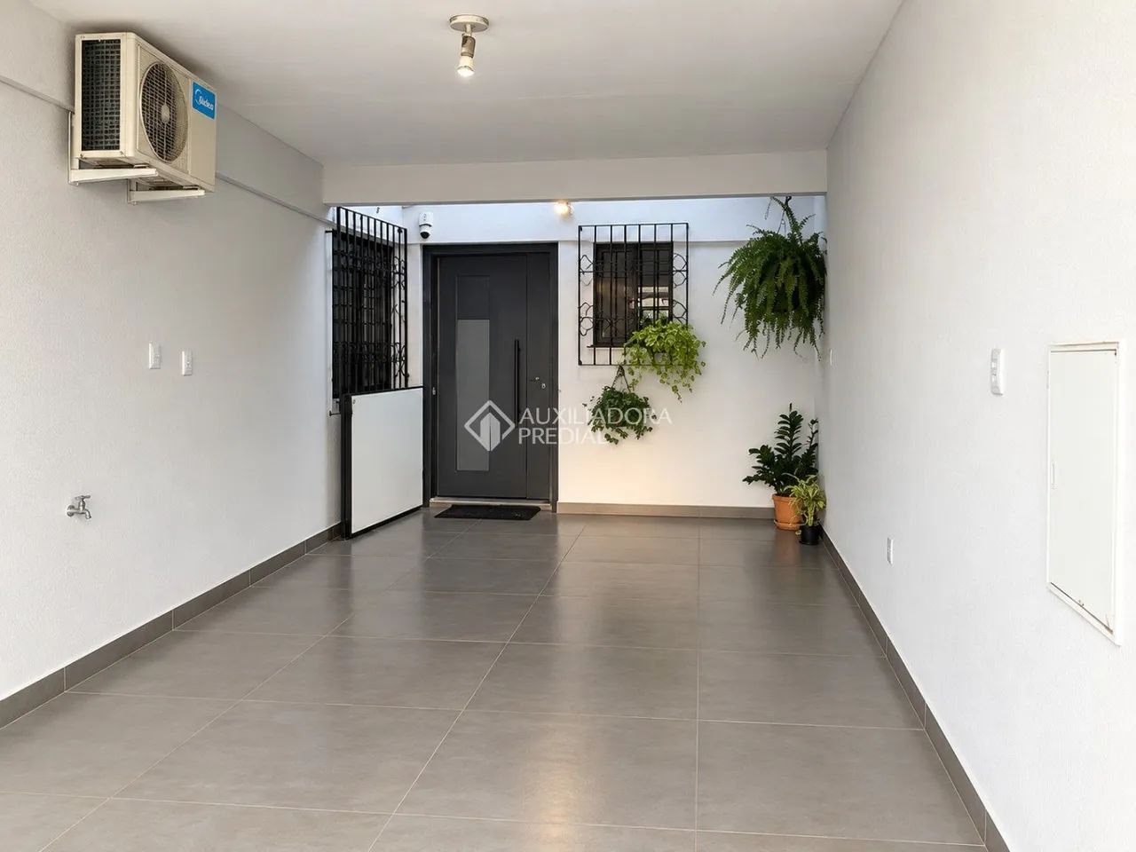 Casa Térrea com 3 Dormitórios, Suíte e Edícula com Espaço Gourmet no Parque São Jorge - Foto 3