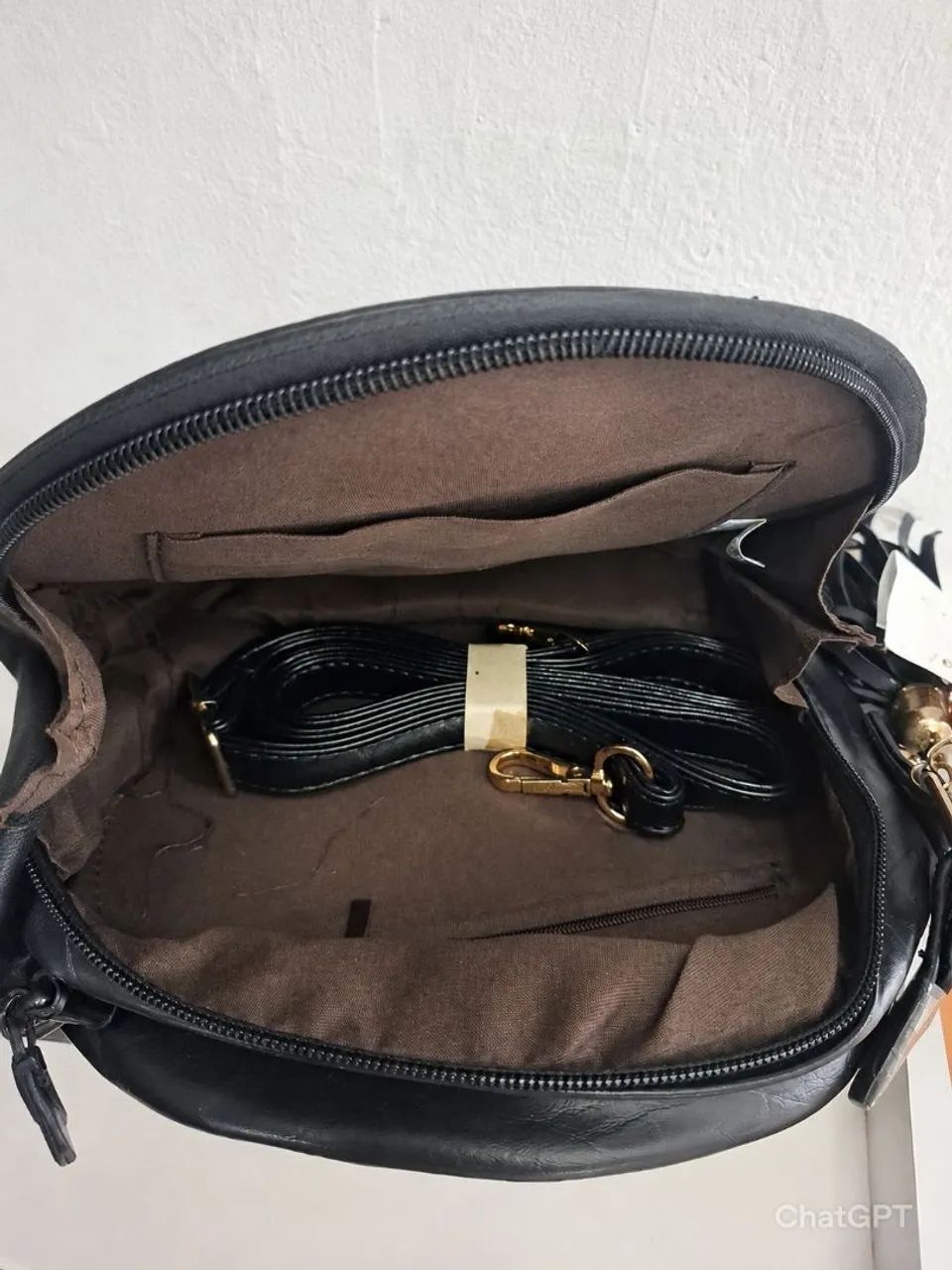 Bolsa Feminina Nova Espaçosa Com Bolso Interno e Externo e Alça  - Foto 3