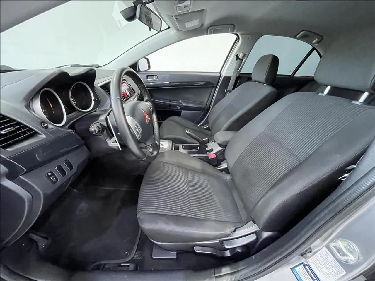 Mitsubishi Lancer HL 2.0 16V 160cv Aut., foto 4 de 20