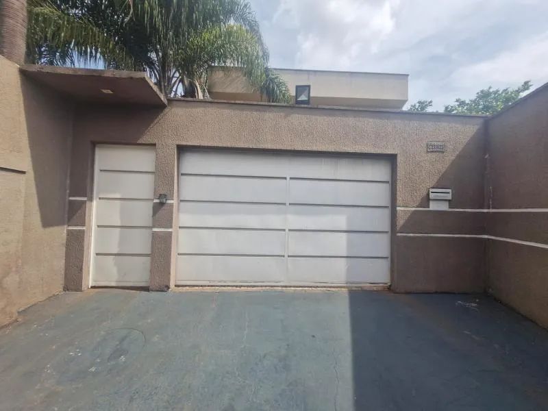 Sobrado alto padrão com 5 suítes