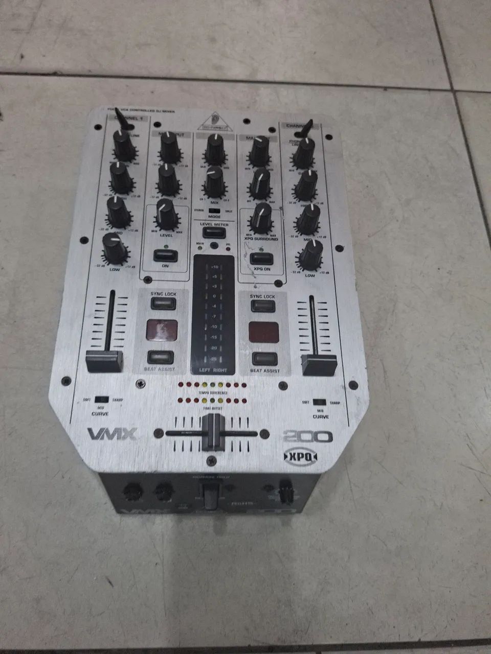 Mixer behringer Vmx 200 - Foto 2