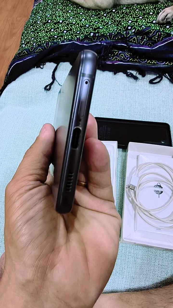 Galaxy s21fe seminovo Bem conservado URG BARATO  - Foto 5