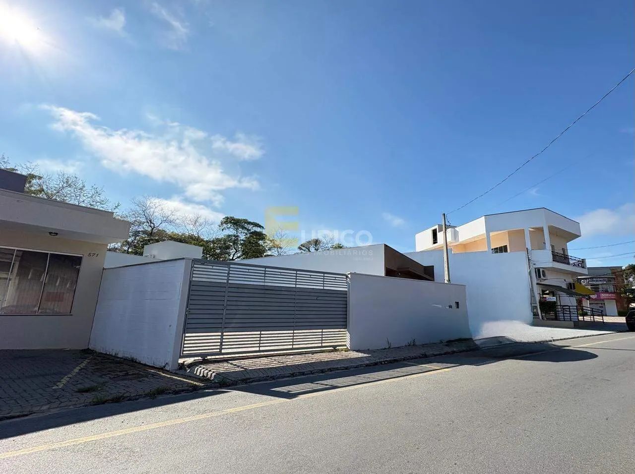 Sala p/ Locação com estacionamento em Vinhedo