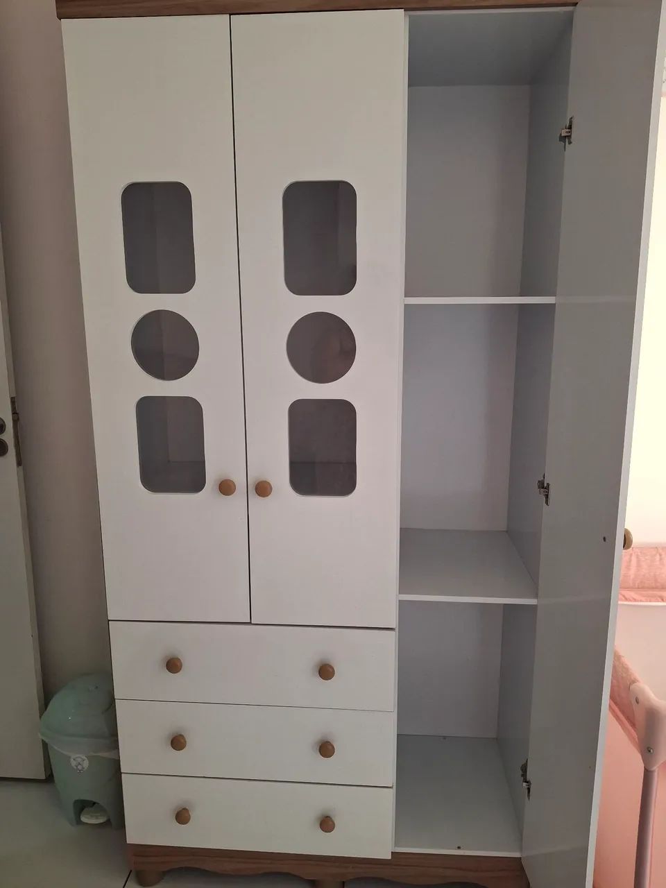 Guarda-roupa infantil 
