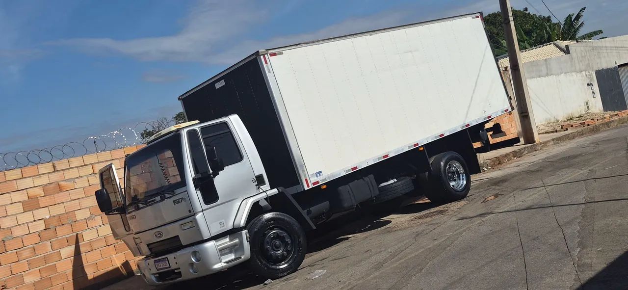 Ford cargo 1517e - Foto 2