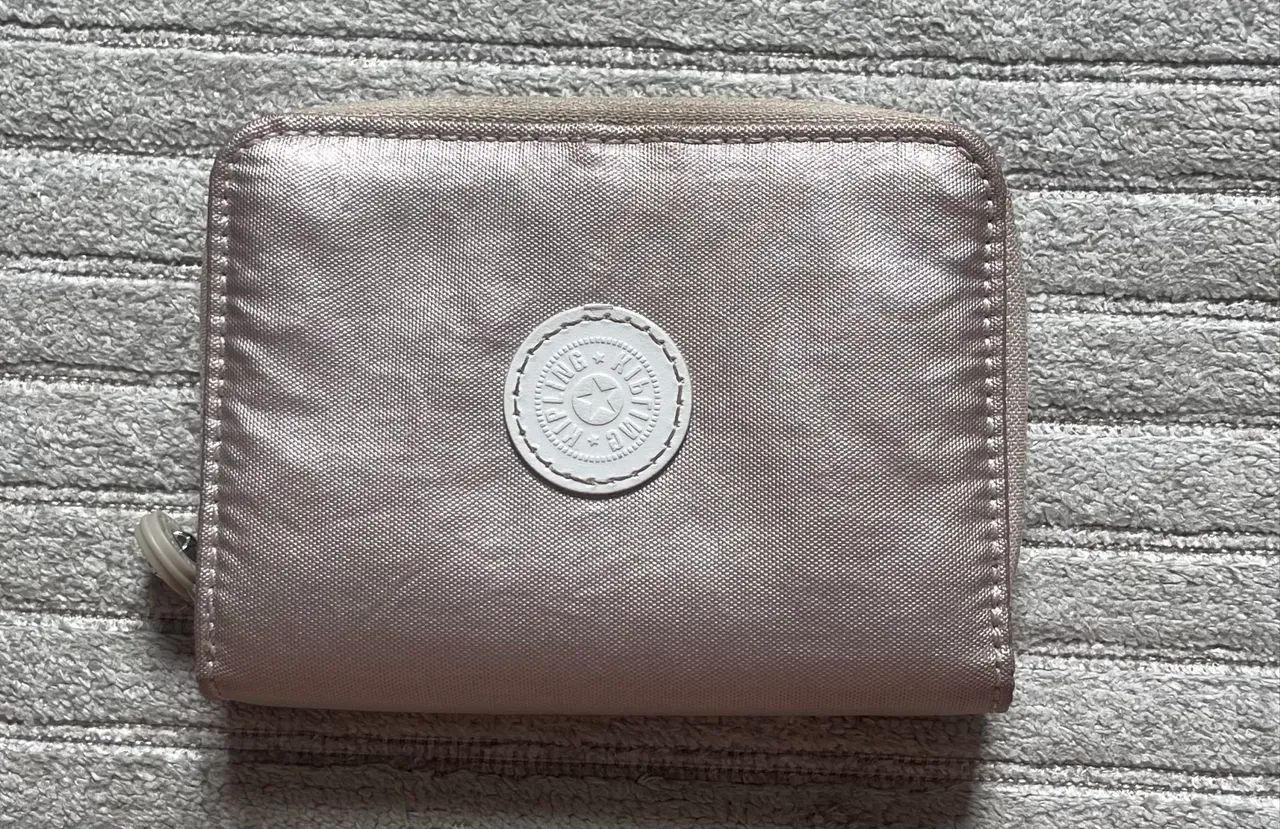 Carteira Kipling Original Rosa Rose com RFID Safe - Ótimo Estado