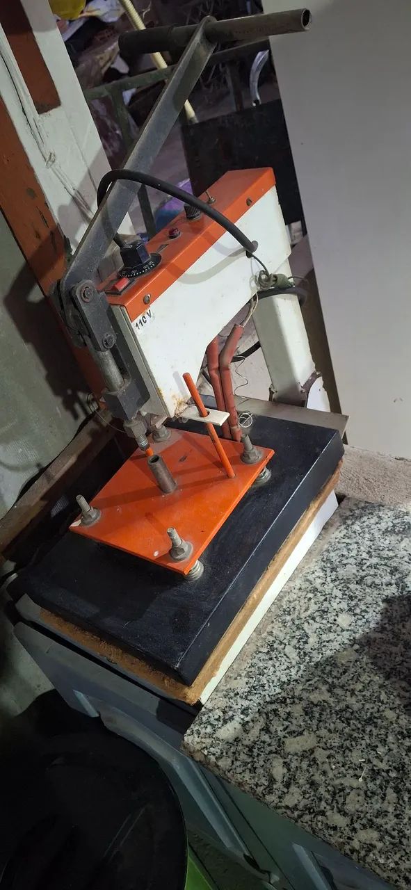 Máquina de estampa 