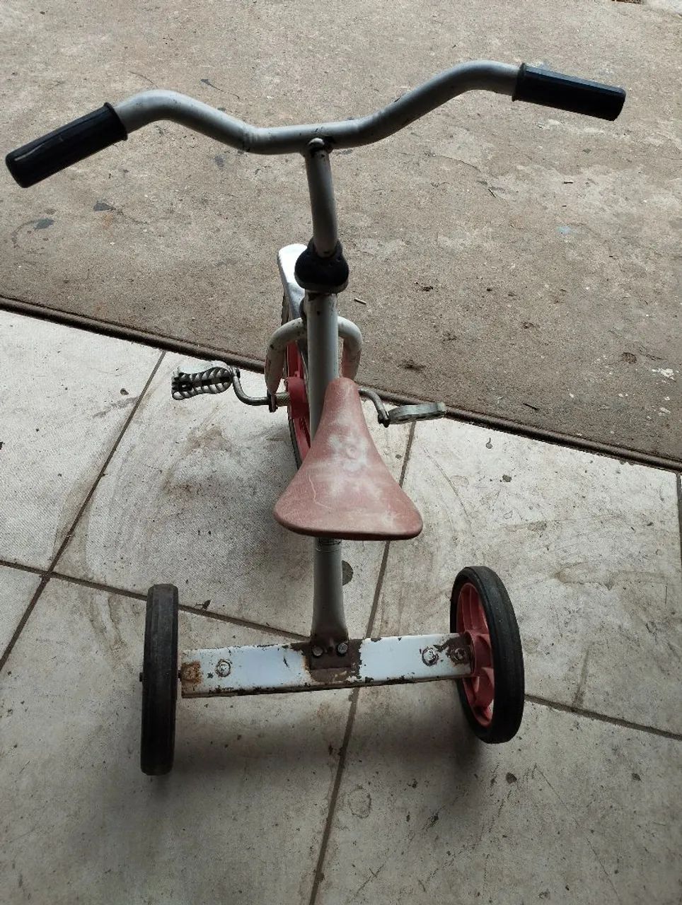 Triciclo antigo anos 70, funcionando. - Foto 3