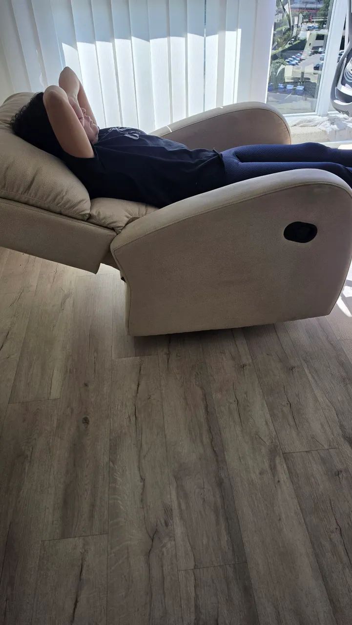 Poltrona Reclinavel de Luxo - Foto 2