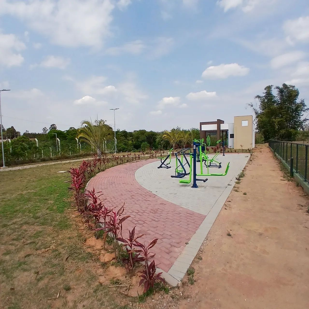 *Excelente lote em condomínio fechado* - Foto 4