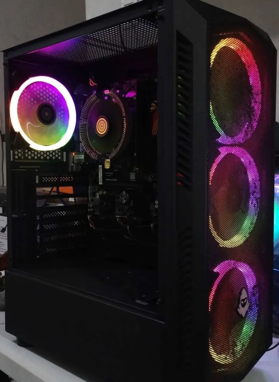 CPU Ryzen 3 PRO 3200G 8Gb DDR4 SSD 256Gb R$1000 Leva !