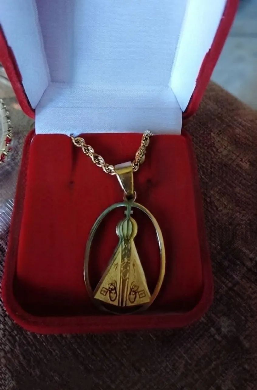 Colar Nossa Senhora Aparecida com Caixinha de Veludo  - Foto 5