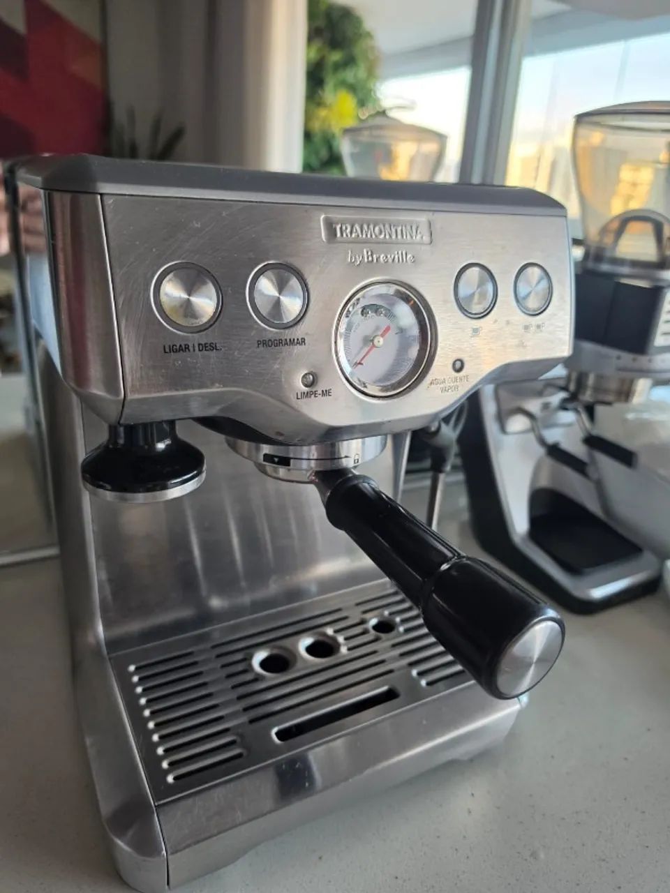 Maquina Espresso Breville Tramontina