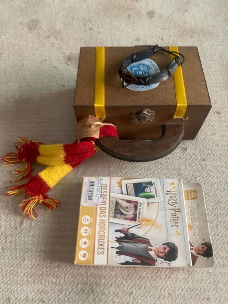 Caixa Kit de Presente Lembrancinha Mala Harry Potter Hogwarts Grifinória