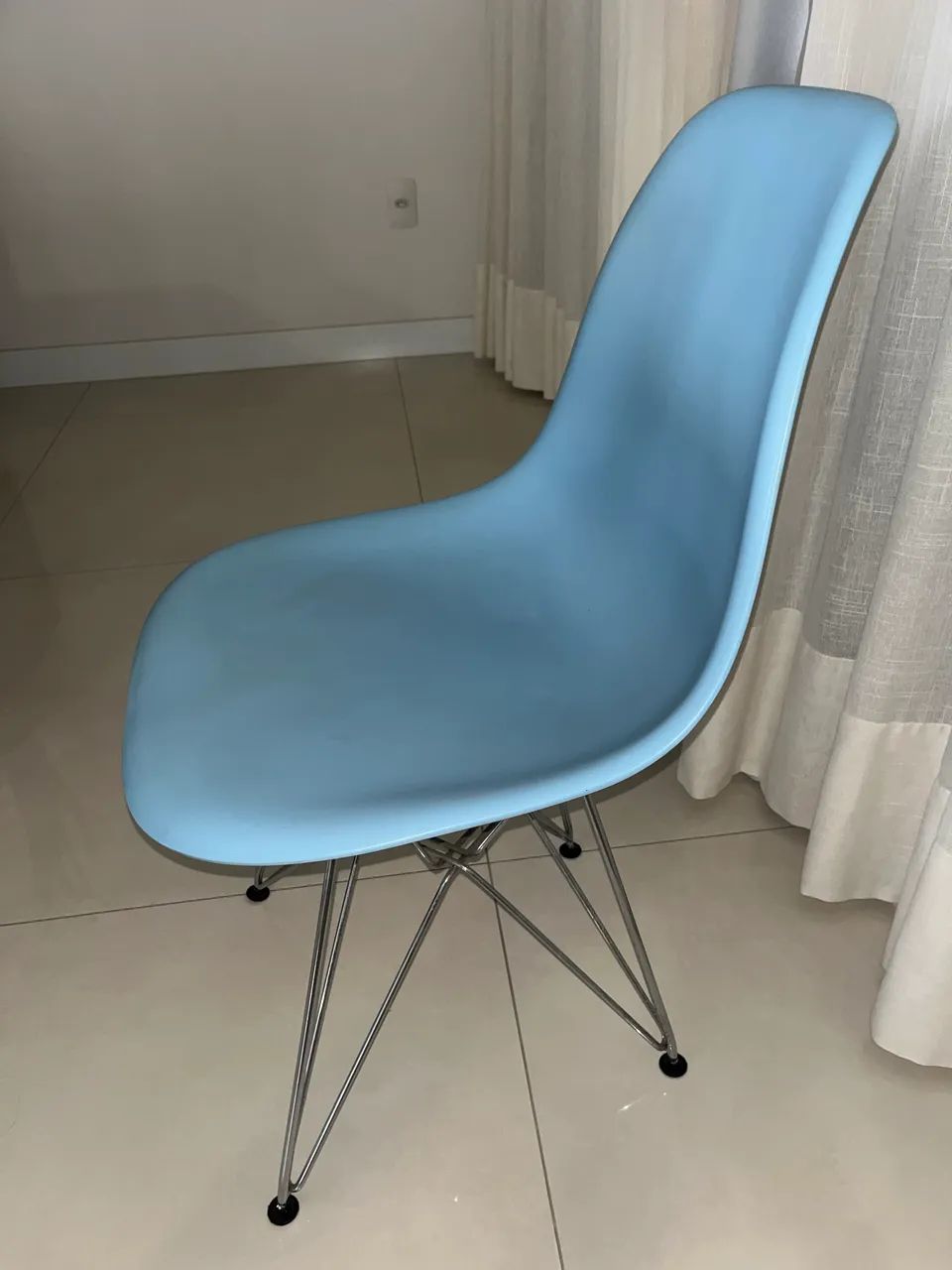 Cadeira azul  - Foto 3