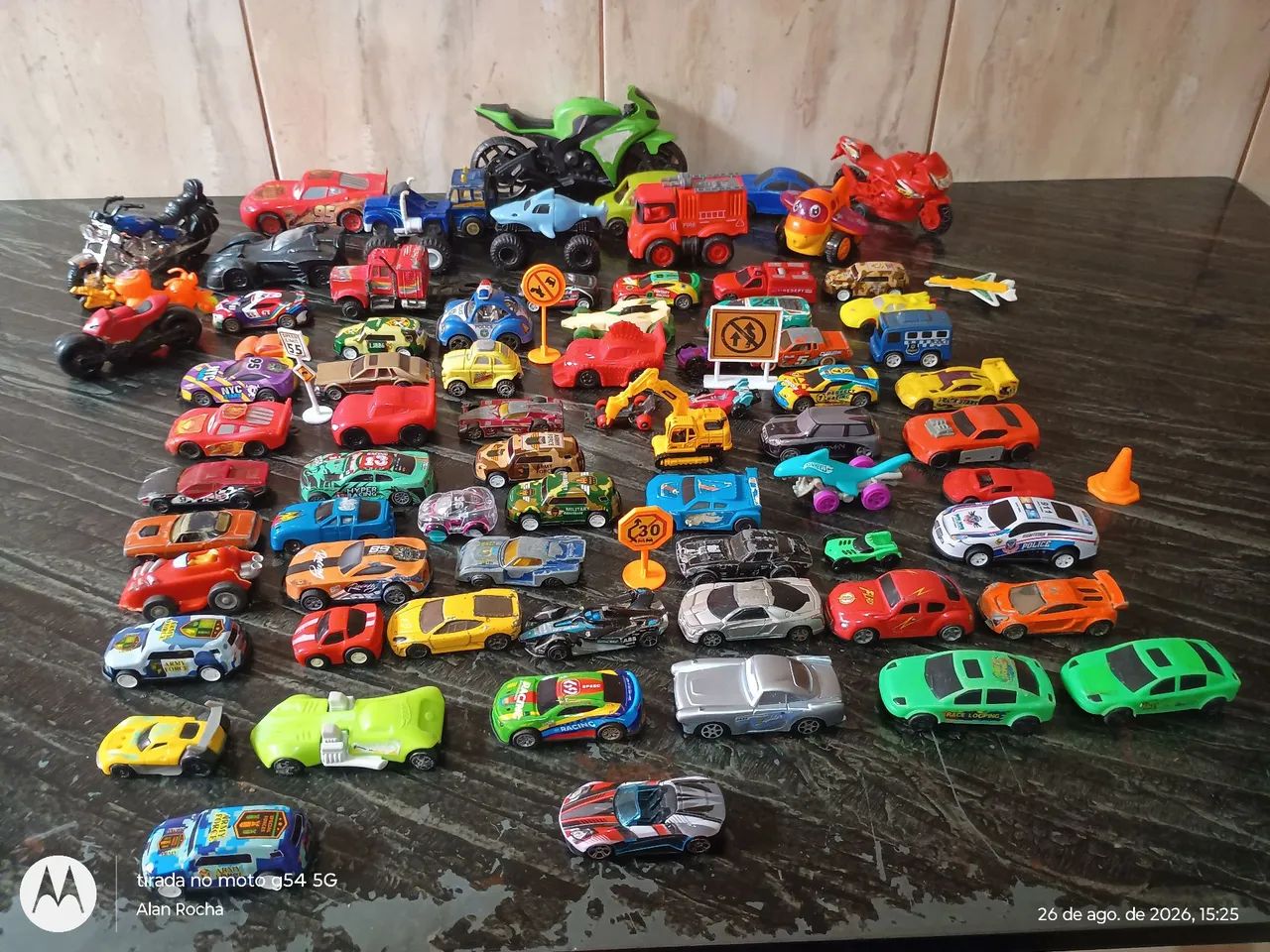 Lote de carrinhos