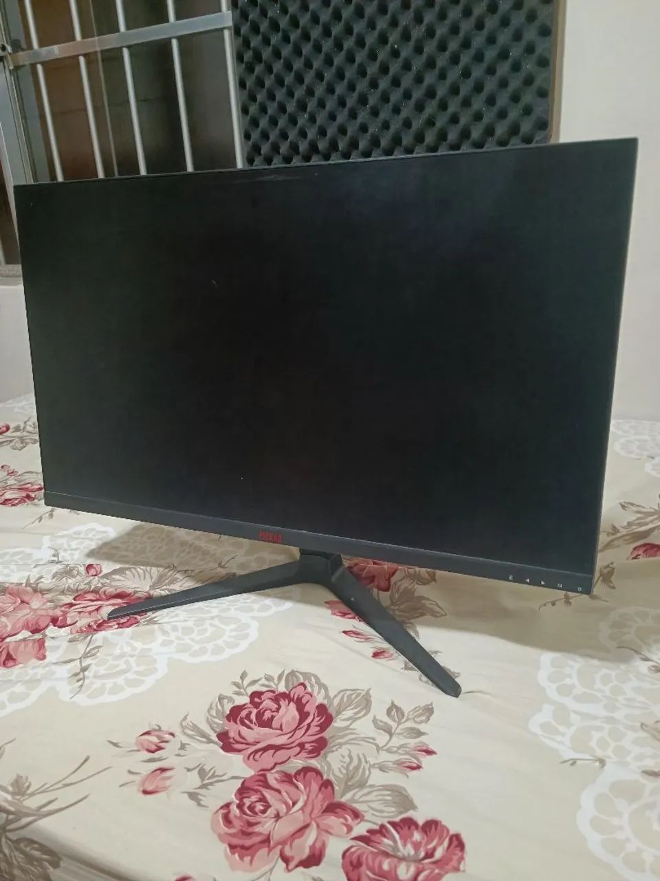 Monitor Gamer Pichau Centauri CR24E (PG-CTR24E-BL01) Com Defeito