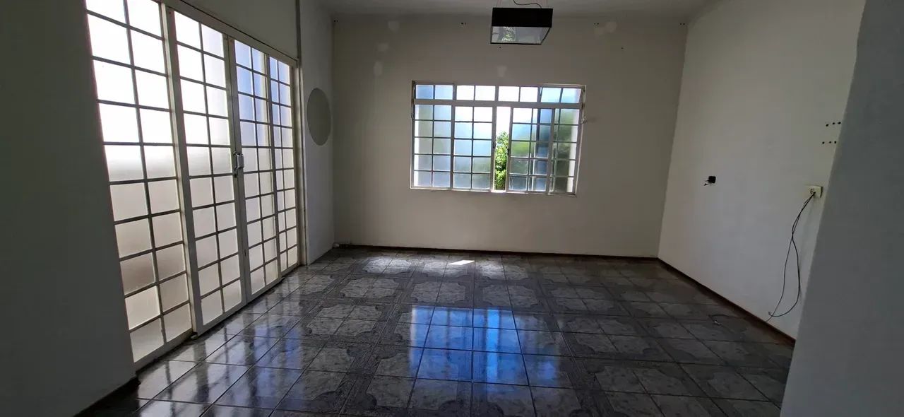 CASA Térrea, 95 m2 AU, 3 quartos, Centro - Guaxupé - MG - Foto 2