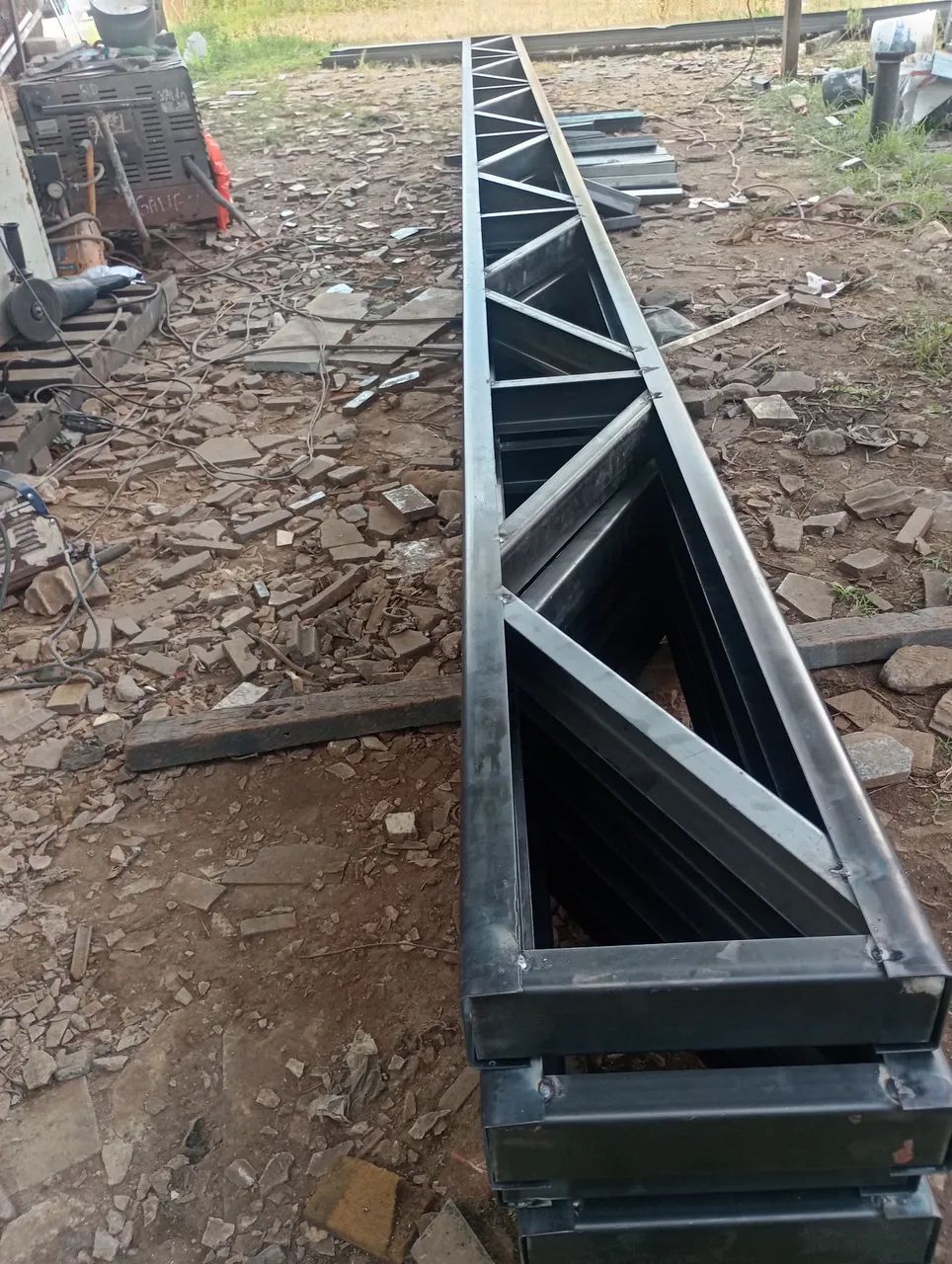 Serralheria e metalúrgica 