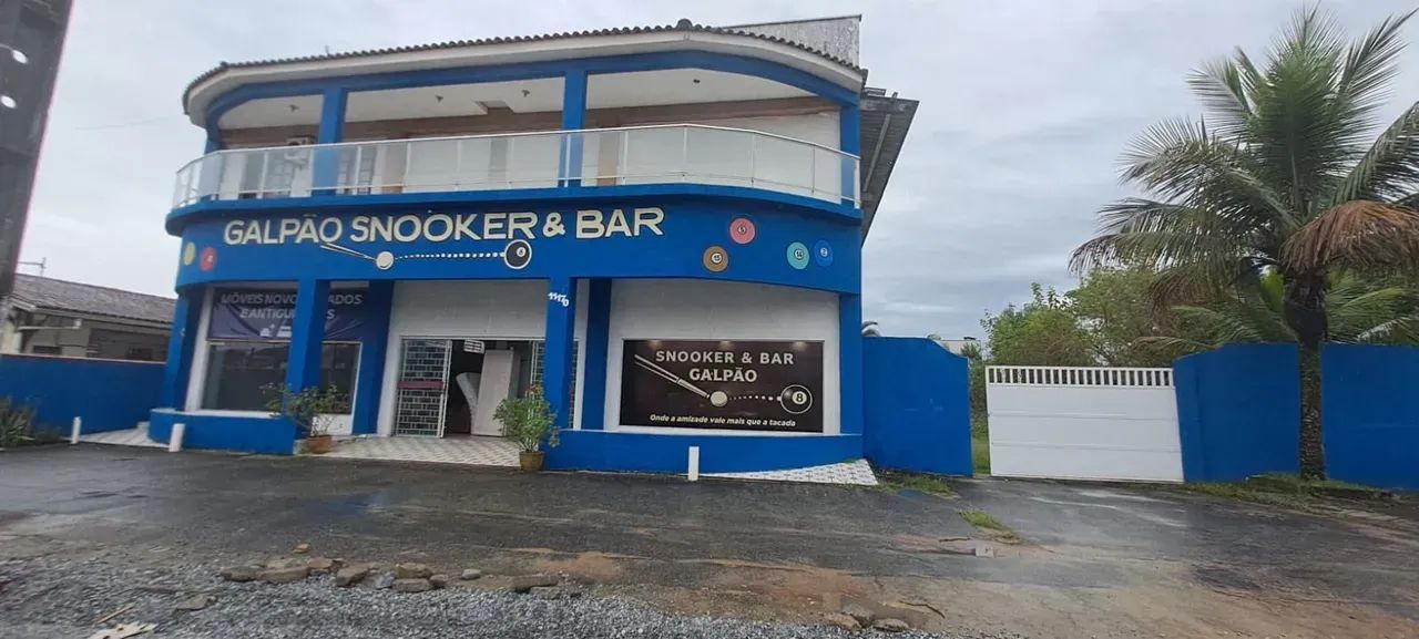 Ponto comercial com apartamento à venda em Matinhos