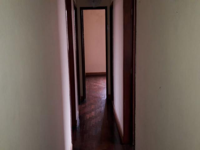 Casa com 04 quartos 02 vagas e ótima localização - Foto 12