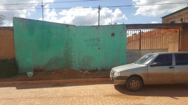 Casa 02 Quartos +casa de fundo Sol nascente proximo Supermercado Trem bom