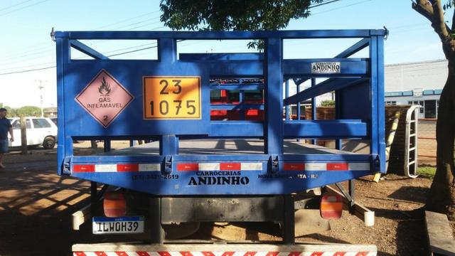 Carroceria para gas GLP 5,5 mts - Foto 9