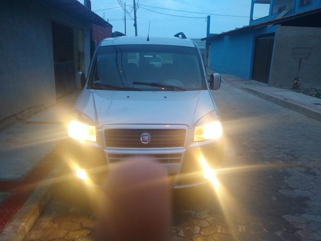 Fiat Doblô Essense 2011/2012 - Foto 12