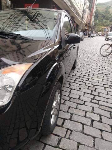 Fiesta Sedan 1.6 Muito Novo !
