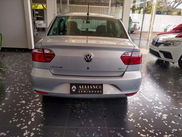 VOLKSWAGEN VOYAGE 1.6 MSI TOTALFLEX TRENDLINE 4P MANUAL - Foto 4