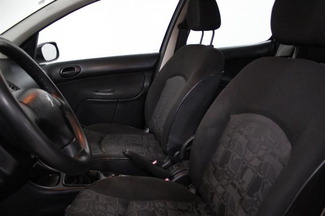 PEUGEOT 207 2009/2010 1.4 XR 8V FLEX 4P MANUAL - Foto 8