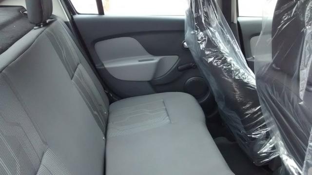 Renault Logan Expression 1.6 Manal 2019 - Foto 8