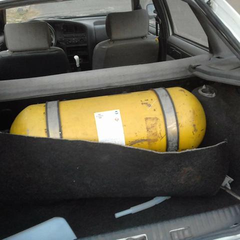 Vw pointer cli 1.8 motor AP com kit gaz ano 95 !!! ótimo preço!!! - Foto 7