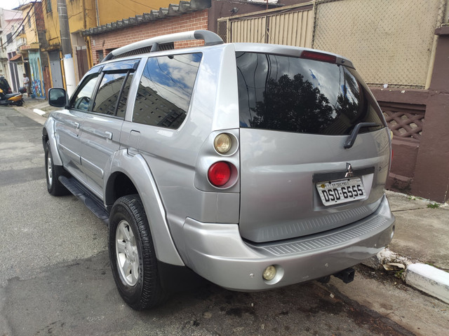 Pajero Sport hpe Prata V6 automática - Foto 8