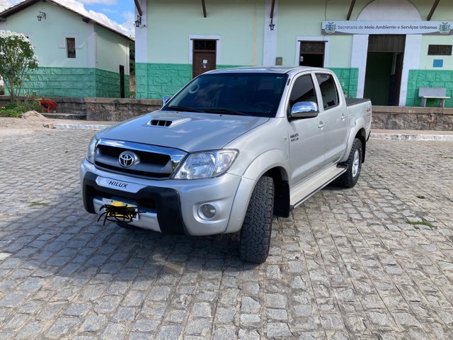 VENDO HILUX SRV CABINE DUPLA TURBO DIESEL AUT